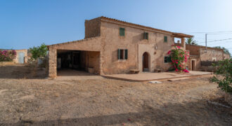Casa de campo en alquiler en s’Alqueria Blanca con jardín y chimenea