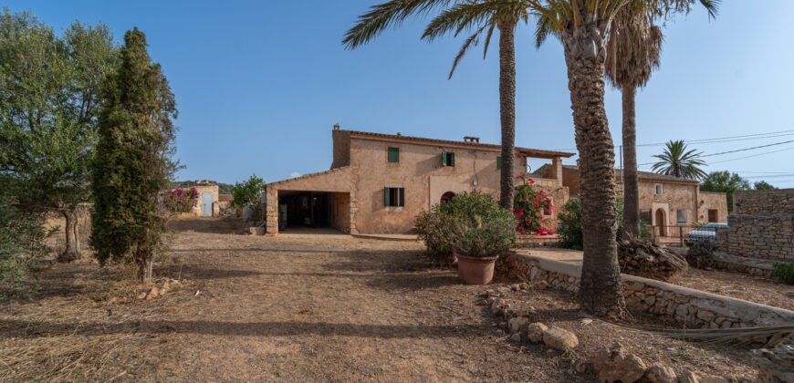 Casa de campo en alquiler en s’Alqueria Blanca con jardín y chimenea