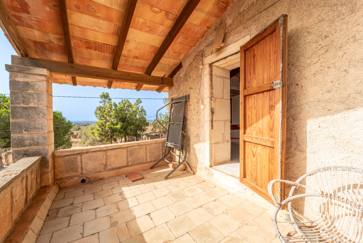 Country house for rent in s’Alqueria Blanca with garden and fireplace