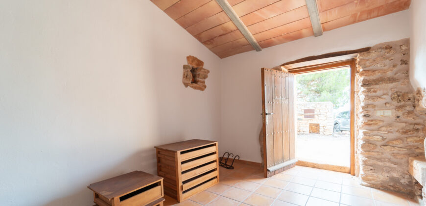 Casa de campo en alquiler en s’Alqueria Blanca con jardín y chimenea