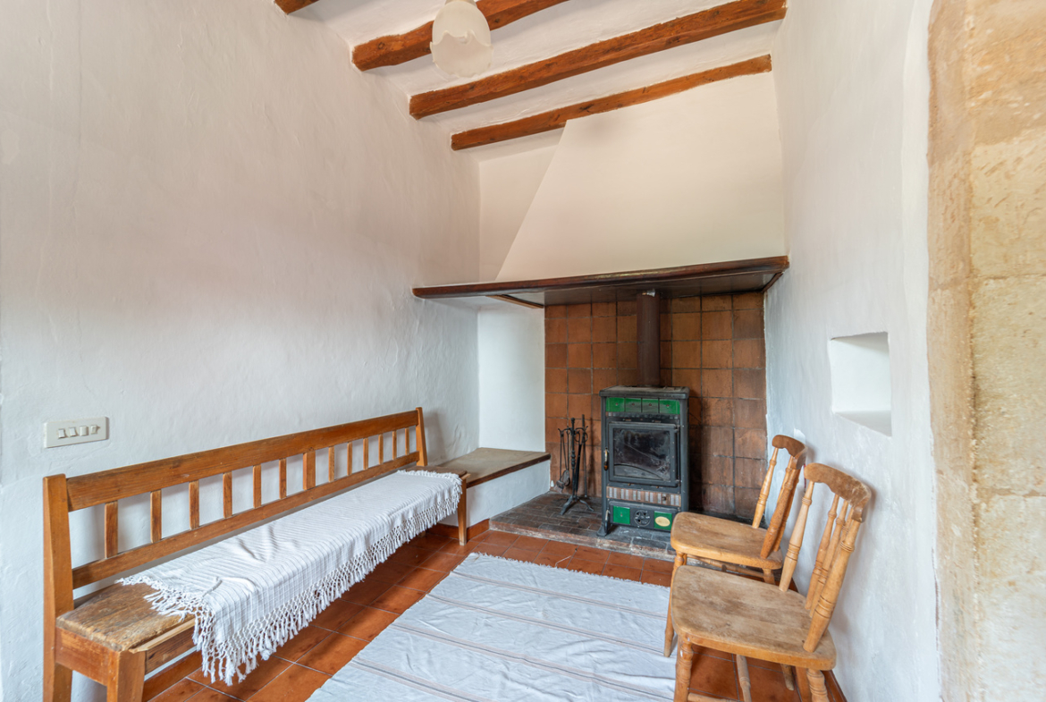Country house for rent in s’Alqueria Blanca with garden and fireplace