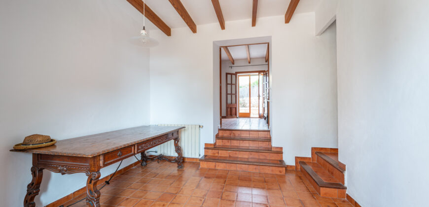 Casa de campo en alquiler en s’Alqueria Blanca con jardín y chimenea