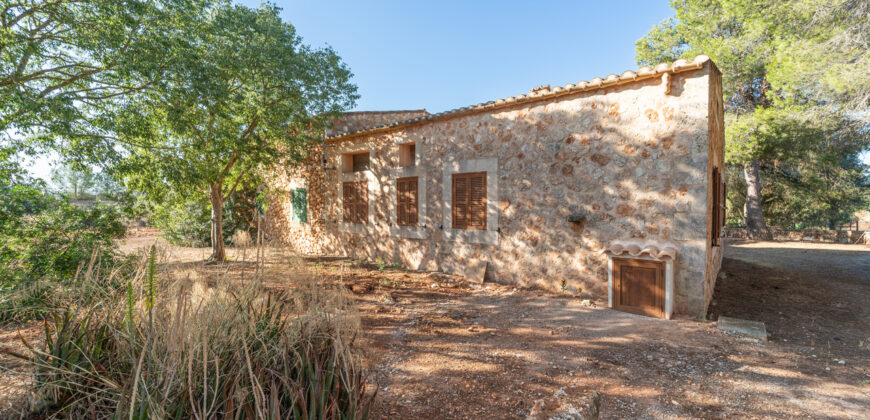 Finca zu verkaufen in Campos mit Grundstück und eigenem Brunnen