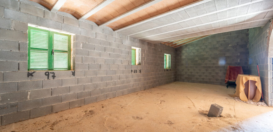 Finca zu verkaufen in Campos mit Grundstück und eigenem Brunnen
