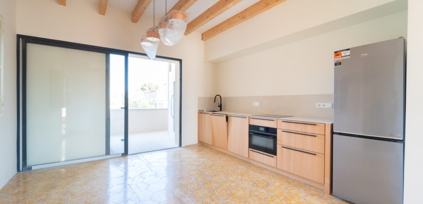 Designer-Stadthaus zur Miete mit Garage und Aufzug nahe der Plaza Mayor von Santanyí