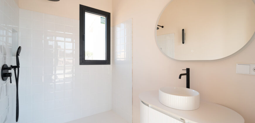 Designer-Stadthaus zur Miete mit Garage und Aufzug nahe der Plaza Mayor von Santanyí