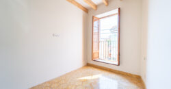 Designer-Stadthaus zur Miete mit Garage und Aufzug nahe der Plaza Mayor von Santanyí