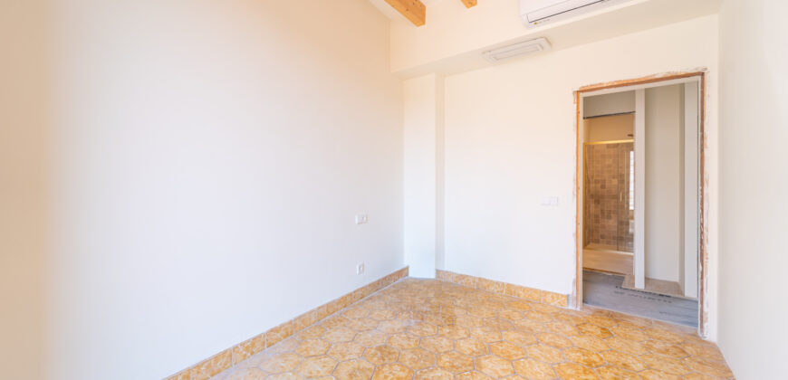 Designer-Stadthaus zur Miete mit Garage und Aufzug nahe der Plaza Mayor von Santanyí