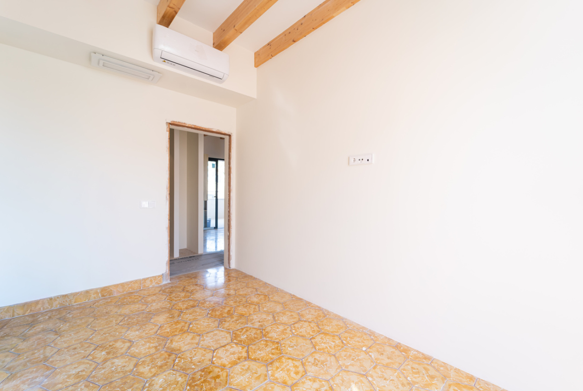 Designer Town House for Rent with Garage and Elevator Near Santanyí’s Plaza Mayor