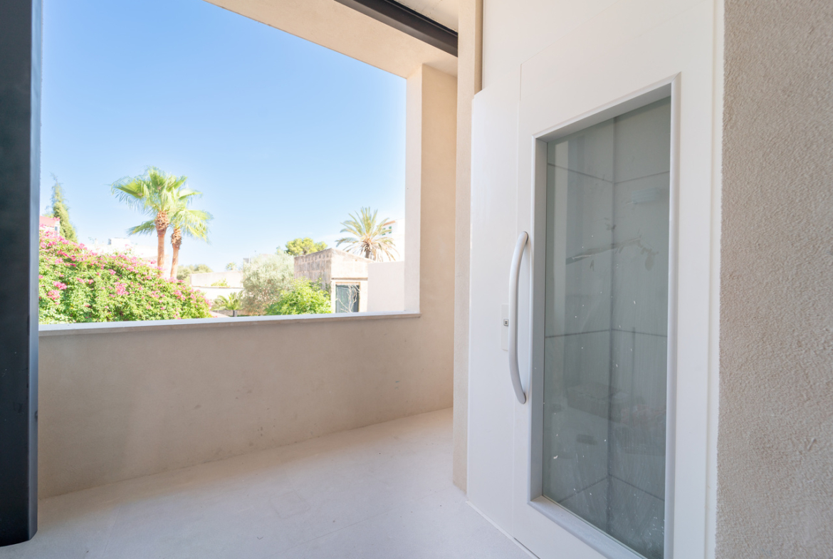 Designer Town House for Rent with Garage and Elevator Near Santanyí’s Plaza Mayor