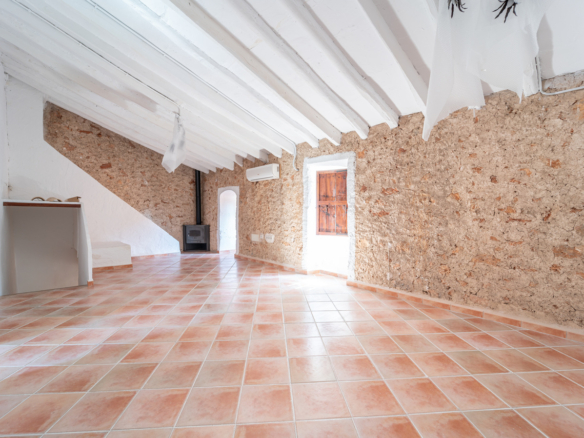 Piso reformado con encanto mallorquín en alquiler en Campos