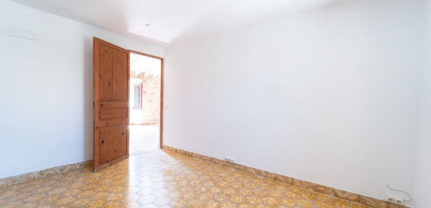 Piso reformado con encanto mallorquín en alquiler en Campos