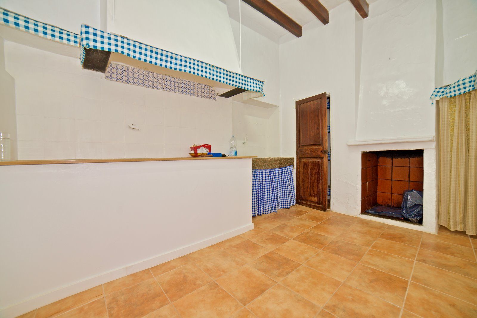 1-1111-Villasyfincasmallorca.jpg Casa de pueblo con patio y 6 dormitorios en Ses Salines
