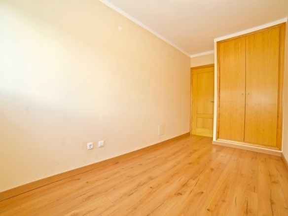 Helle 3-Zimmer-Wohnung zum Verkauf in Campos, Mallorca