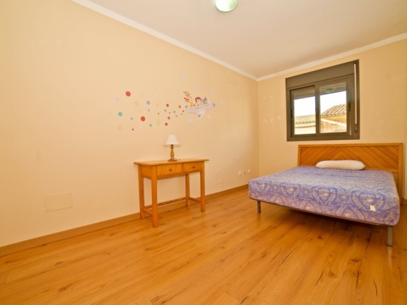 Helle 3-Zimmer-Wohnung zum Verkauf in Campos, Mallorca