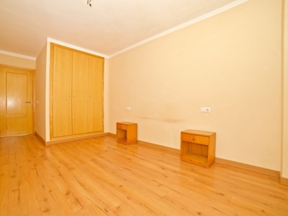Helle 3-Zimmer-Wohnung zum Verkauf in Campos, Mallorca