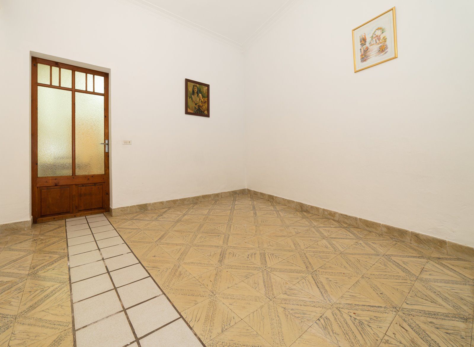 1-1234-Villasyfincasmallorca.jpg Casa de pueblo con potencial en Ses Salines, Mallorca