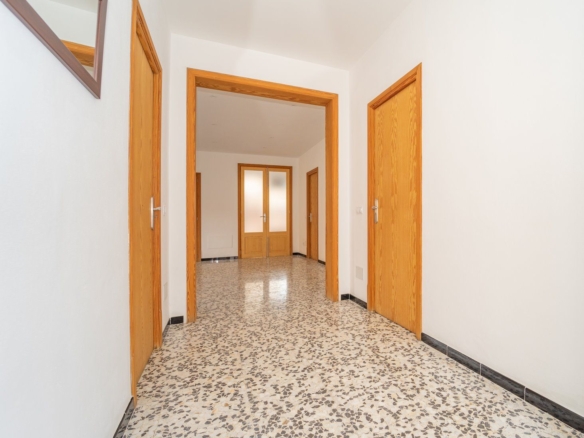 Alquiler casa de pueblo en Campos: planta baja 154 m² con gran patio