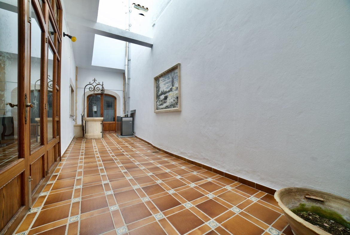 Alquiler planta baja señorial en Campos: 182 m² con historia