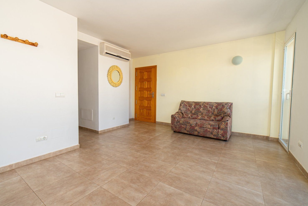 Piso en alquiler en Campos con ascensor, 2 hab. y 2 baños