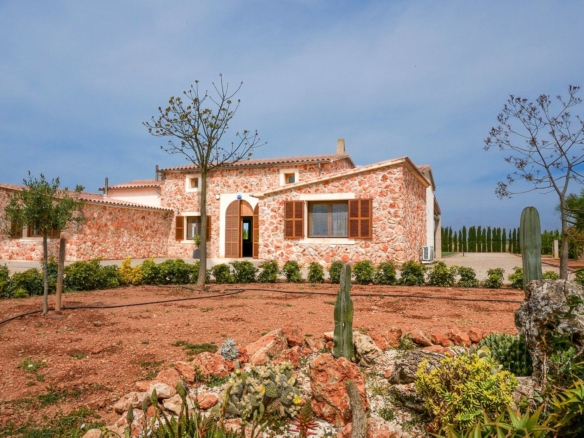 Casa de campo junto a Es Trenc con piscina | Campos