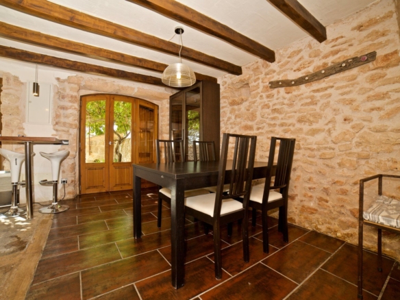 Casa de campo en alquiler en Santanyí – molino restaurado con gran parcela