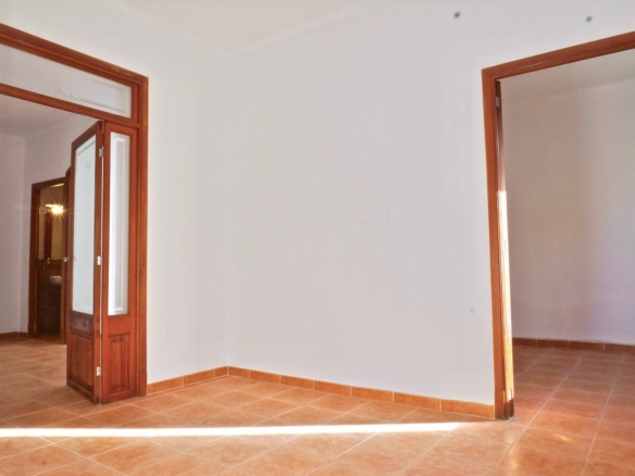 Alquiler casa de pueblo en Ses Salines con gran patio privado