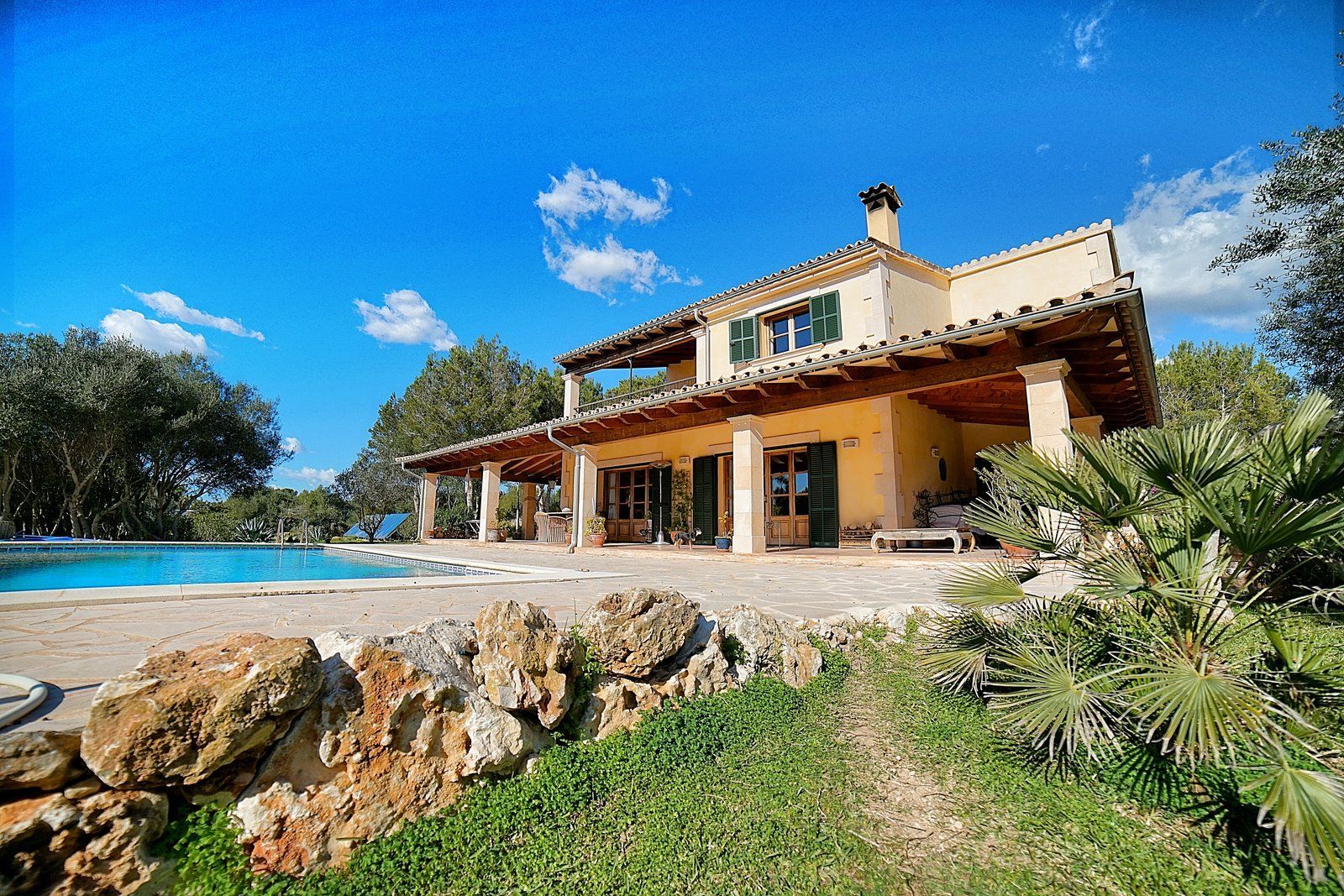 1-Villasyfincasmallorca-1.jpg Parcela edificable de 27.500 m² en Santanyí junto a Mondragó
