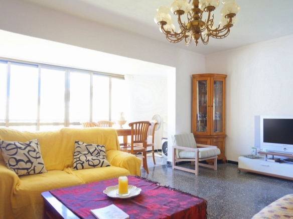 Piso reformado en Puerto de Alcúdia – 3 hab., 100 m² y trastero