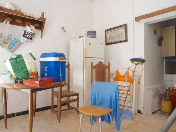 Chalet a renovar en venta con parcela de 320 m² junto a Cala Santanyí