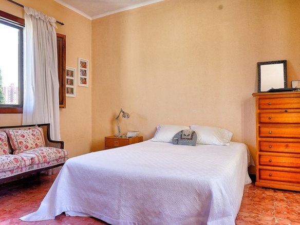 Chalet con piscina y jardín a diez minutos de Palma de Mallorca