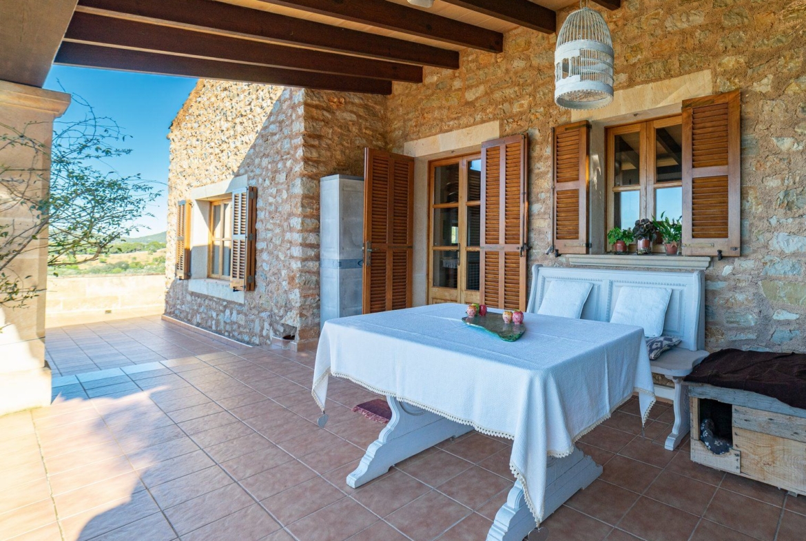 Landhaus bei C’as Concos mit Panoramablick kaufen | Felanitx