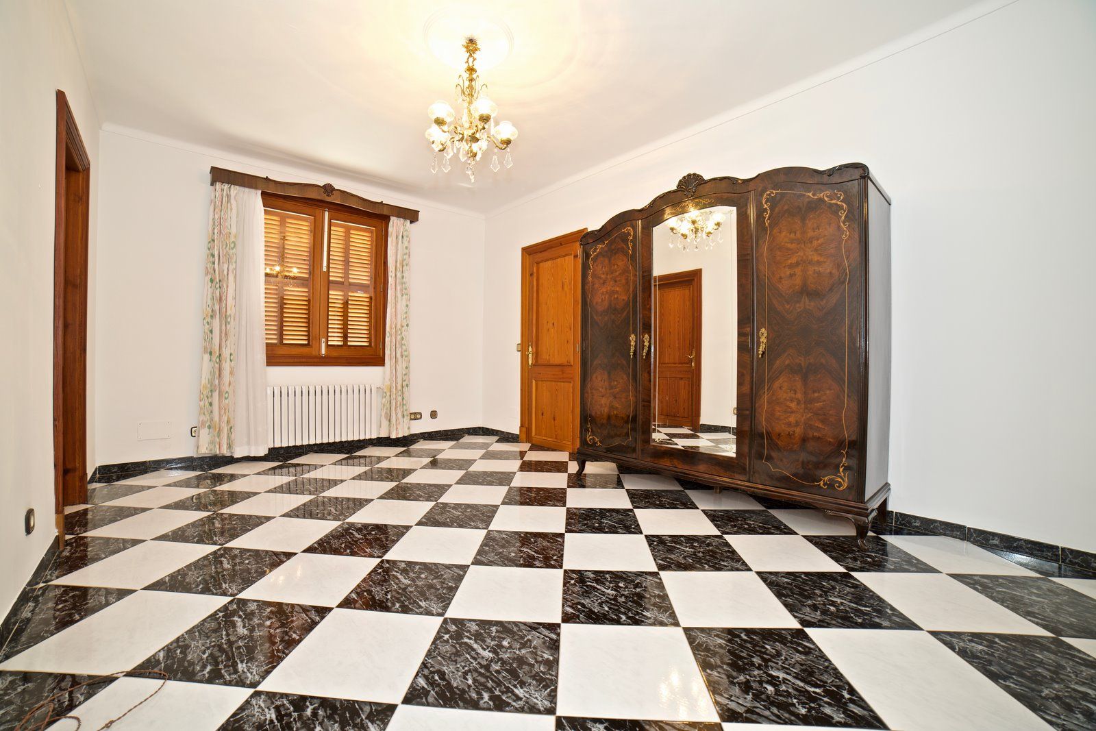 10-2008-Villasyfincasmallorca.jpg Alquiler planta baja señorial en Campos: 182 m² con historia