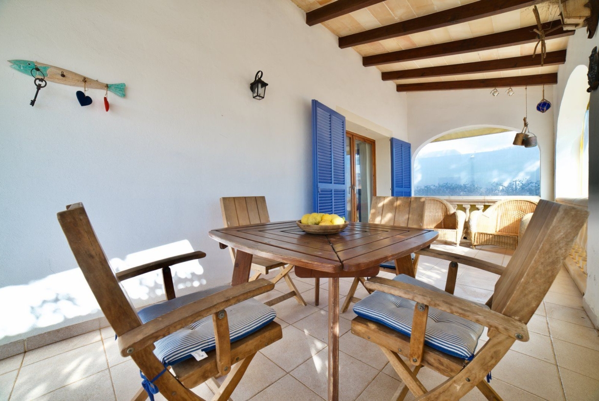 Chalet amueblado en alquiler cerca de Cala Santanyí con jardín