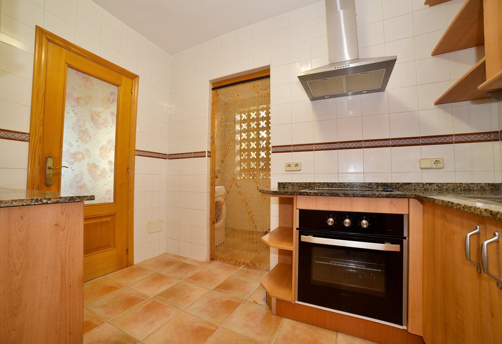 Chalet with Private Pool for Rent in Cala Anguila, Mallorca