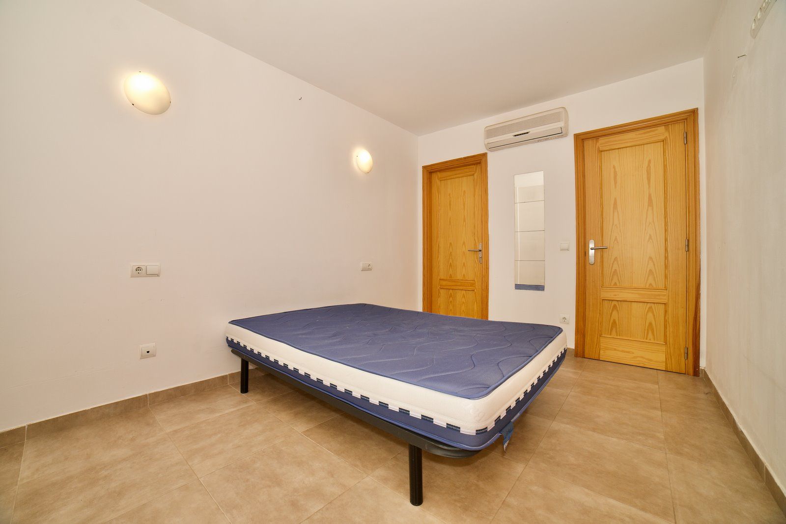 Piso en alquiler en Campos con ascensor, 2 hab. y 2 baños