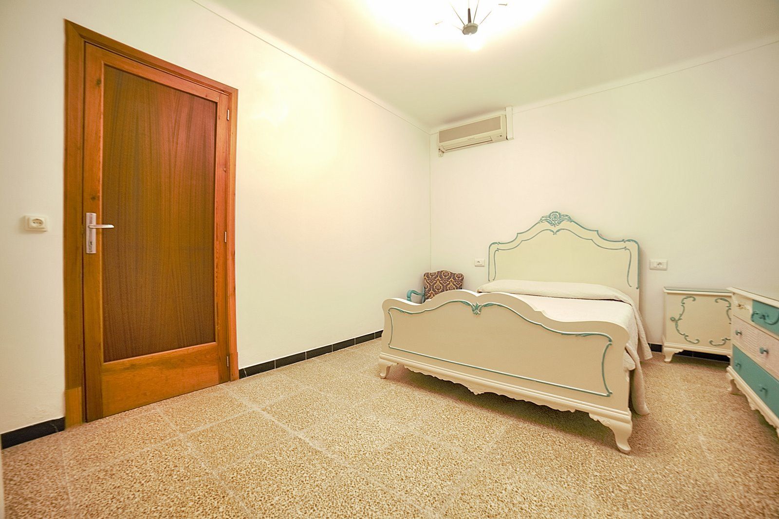 Renovated Village House for Rent with Terraces in Ses Salines