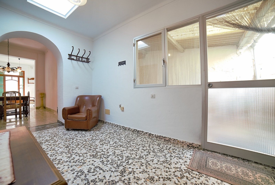 Casa de pueblo en alquiler en Es Llombards con patio y chimenea