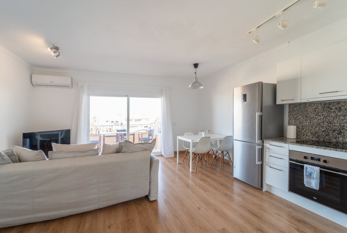 Piso en alquiler junto al mar en Colonia de Sant Jordi