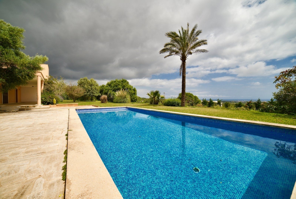 Casa de campo con vistas al mar en s'Horta, Santanyí