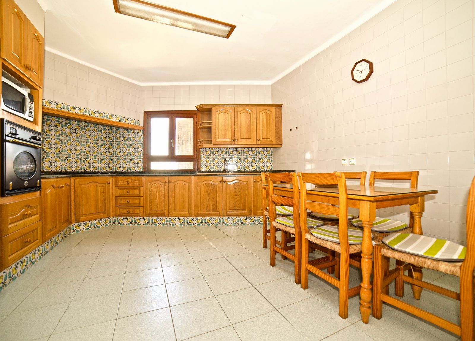 11-1161-Villasyfincasmallorca.jpg Penthouse zur Miete in Campos: 4 Schlafzimmer, 205 m²