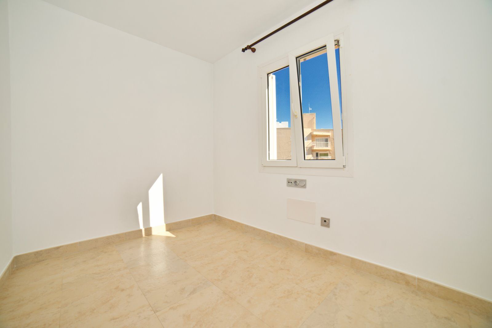 11-1185-Villasyfincasmallorca.jpg Meerfront-Wohnung mit Meerblick in Colonia de Sant Jordi