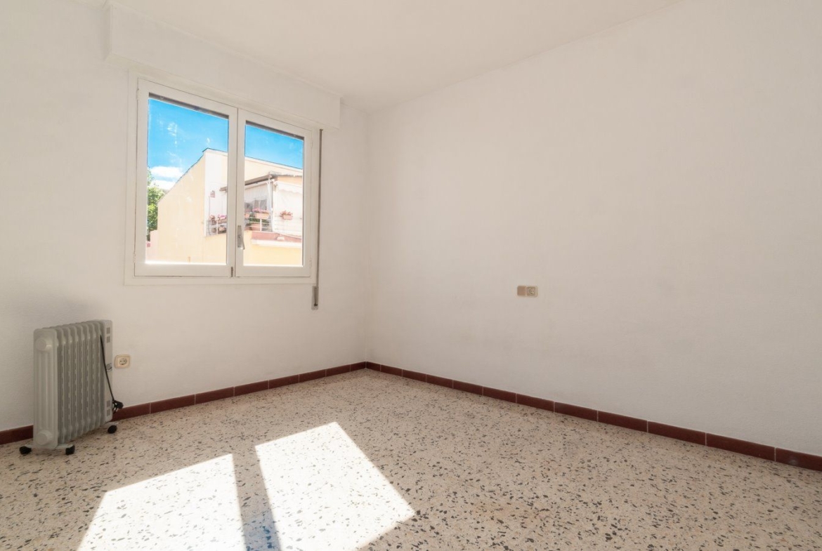 Sea View Apartment with Terrace on Palma’s Paseo Marítimo