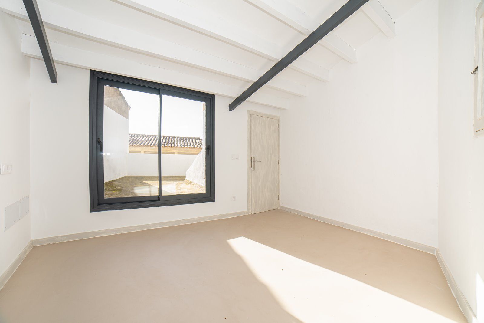 11-1232-Villasyfincasmallorca.jpg Fully Renovated Village House for Rent in Ses Salines