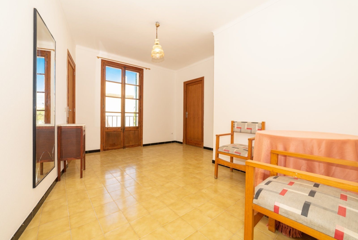 Townhouse for Rent in Ses Salines with Rooftop Terrace
