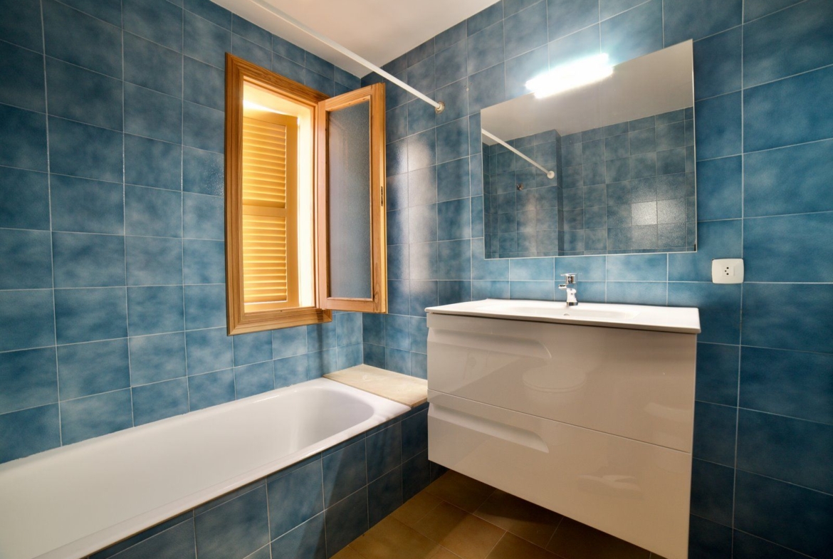 Piso en alquiler en Colonia de Sant Jordi: 3 habitaciones y terraza
