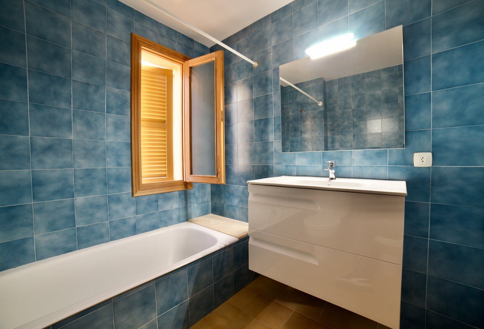 Piso en alquiler en Colonia de Sant Jordi: 3 habitaciones y terraza