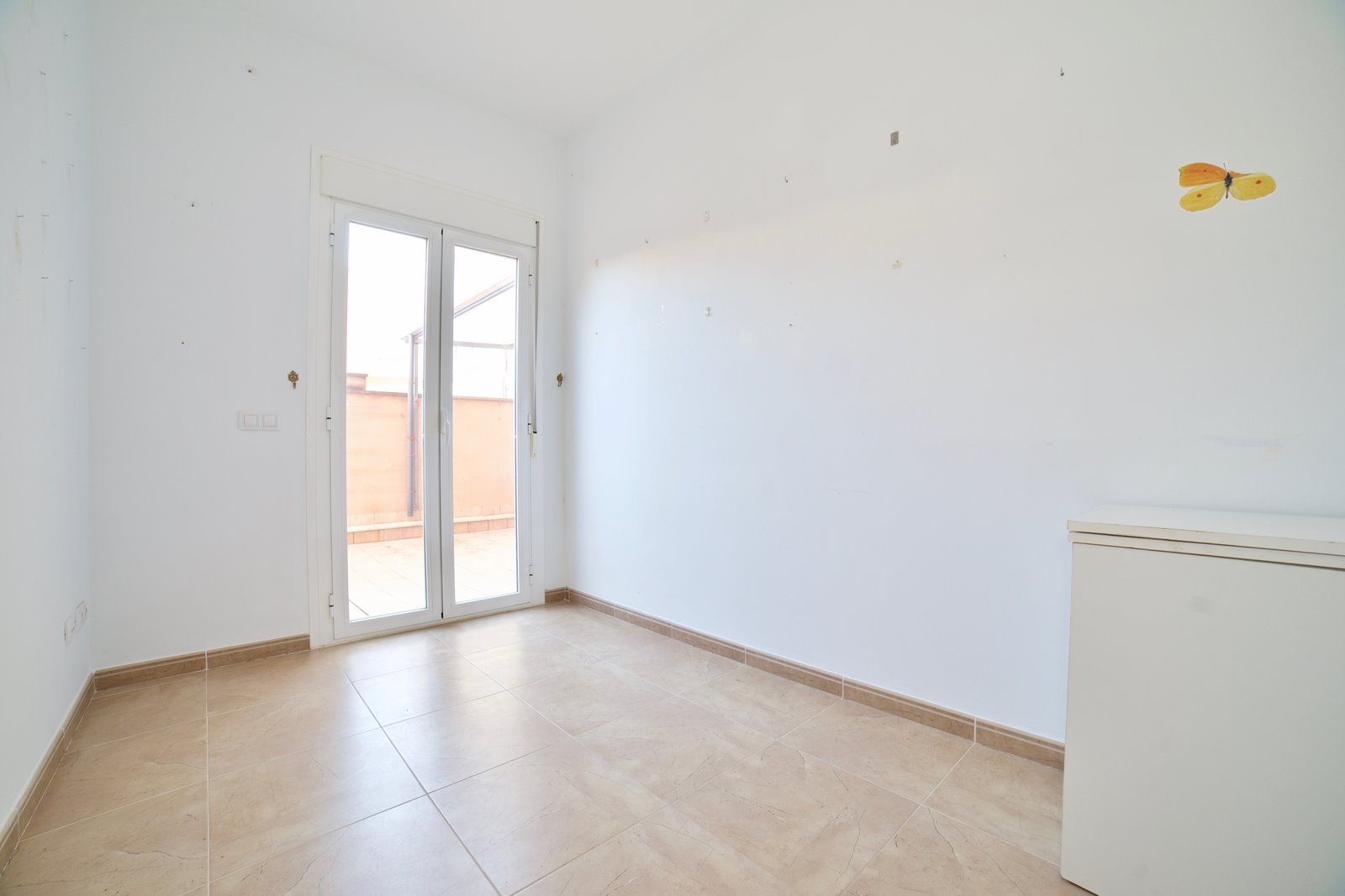 Planta baja con terraza, parking y trastero en Campos