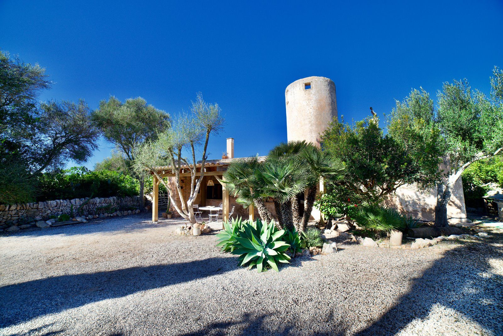 11-2032-Villasyfincasmallorca.jpeg Restored Windmill with Garden, Pool & Guest House in Ses Salines