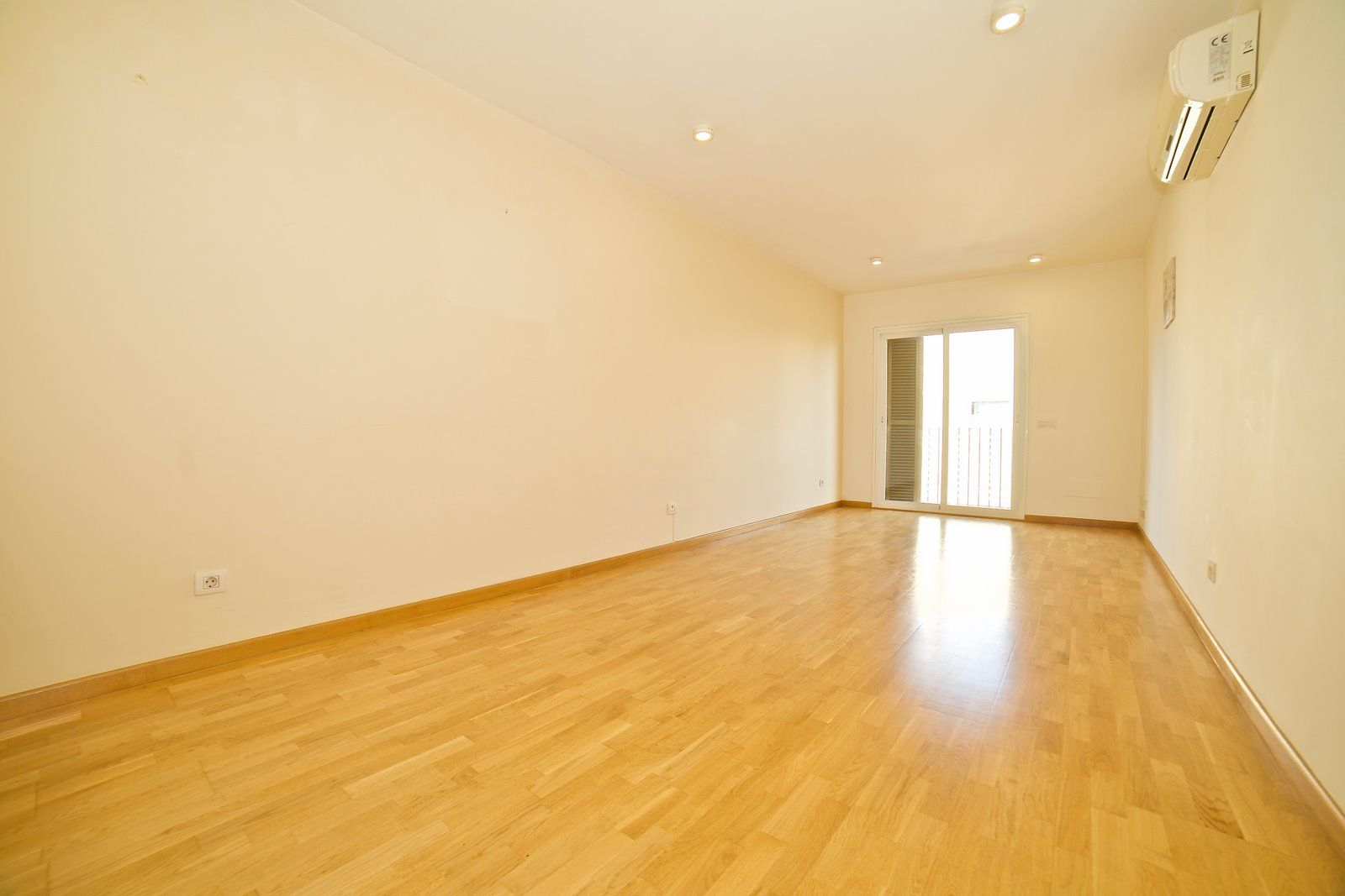 2-Bedroom Apartment for Rent in Campos, Mallorca